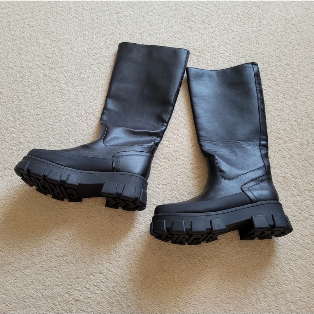 CIRCUS by Sam Edelman “Dollie” platform boots